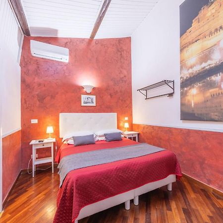 Room In Bb - Skylight Double Room In History House 罗马 外观 照片
